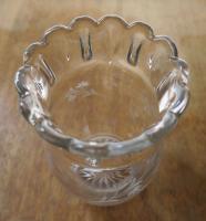 Glass Thumb